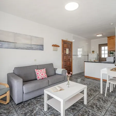 Golden Sun Penthouse Floritas
