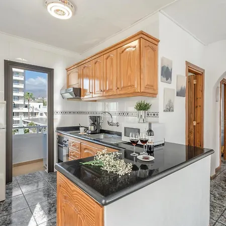 Golden Sun Penthouse Floritas *